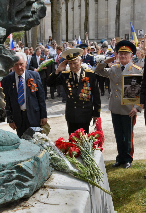 Праздник победы 8 мая. 8 Мая во Франции. День Победы во Франции. Праздник Победы во Франции. 9 Мая во Франции.